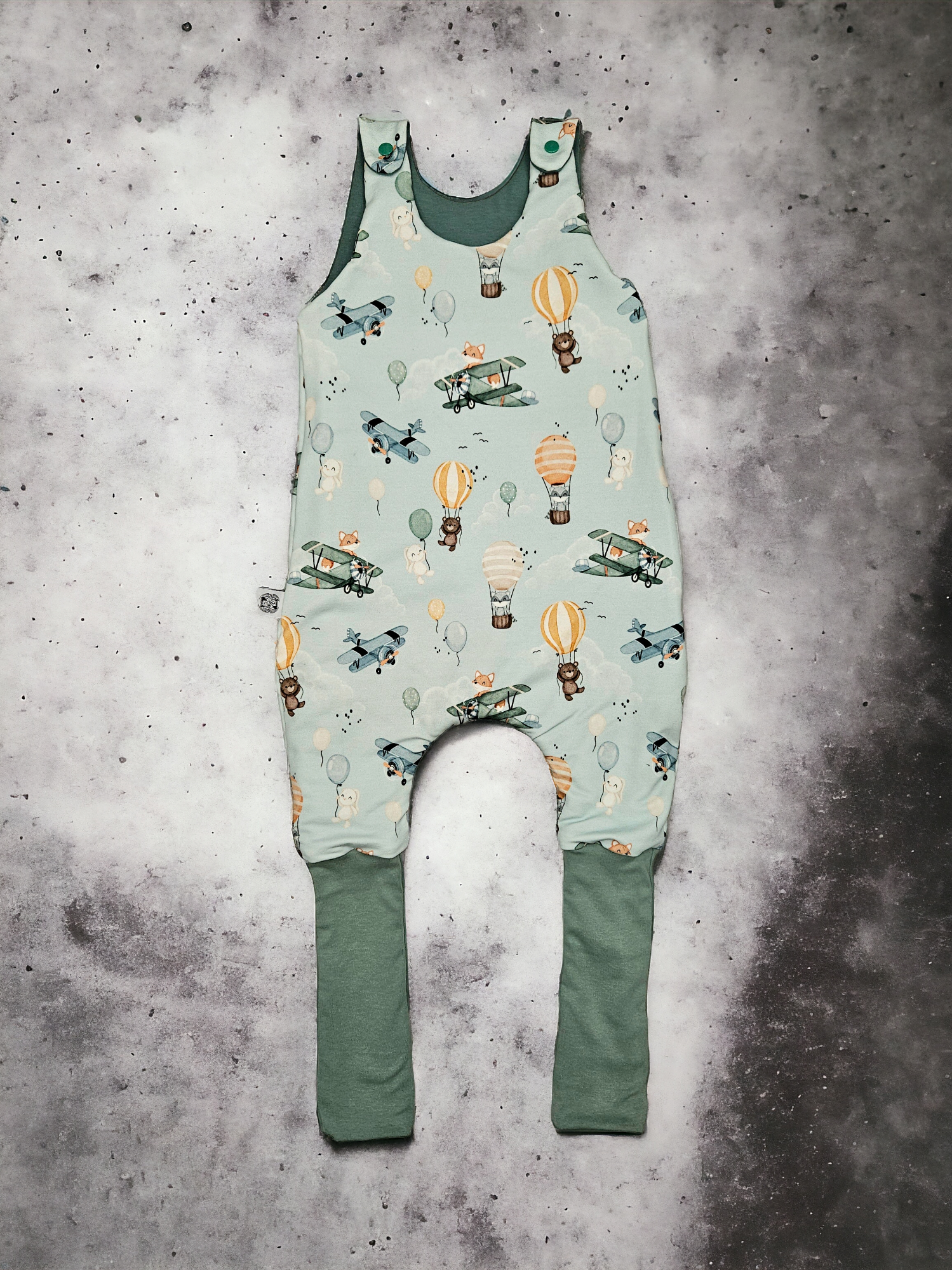 Repülős róka nyári tipegő