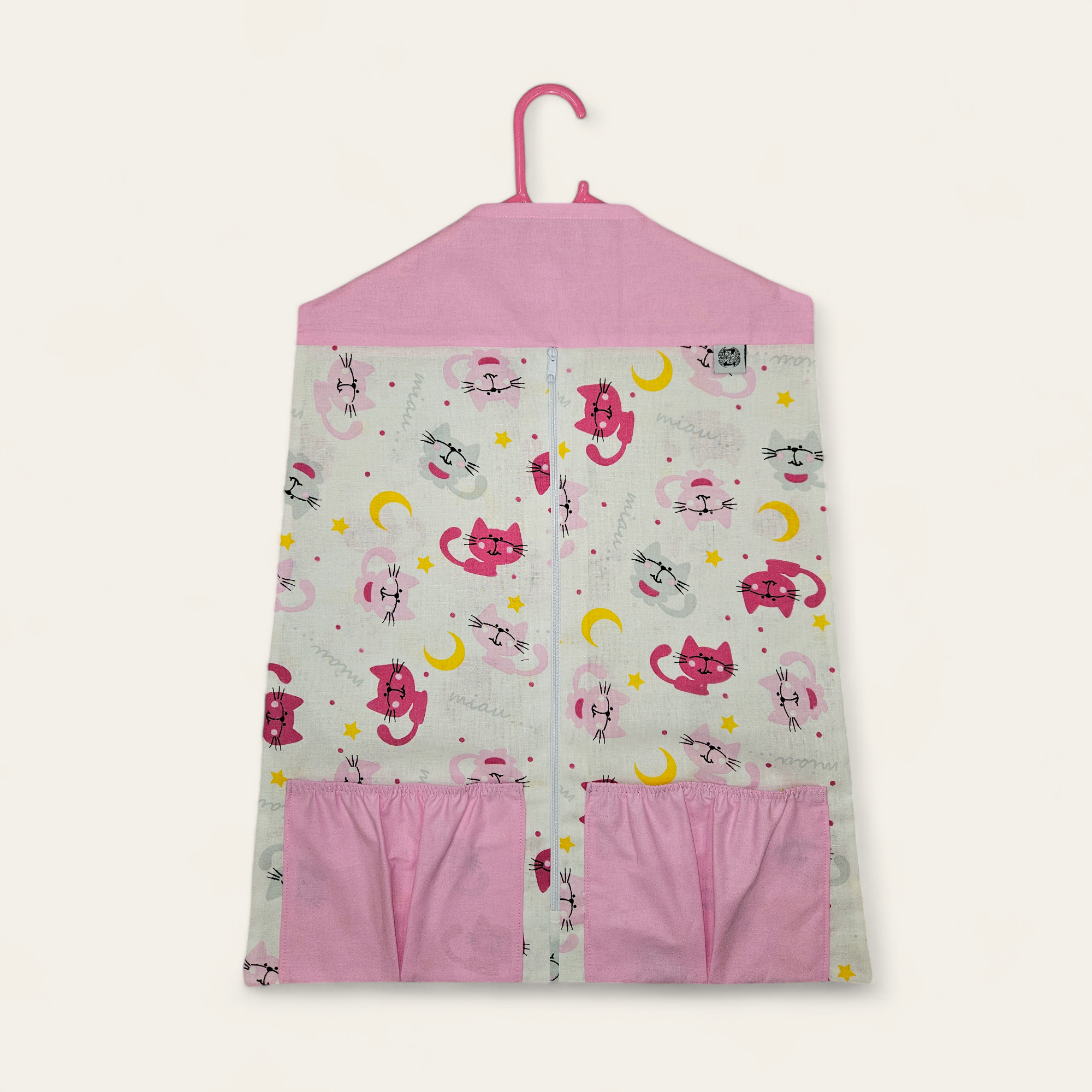 Cicás ruhatartó zsák